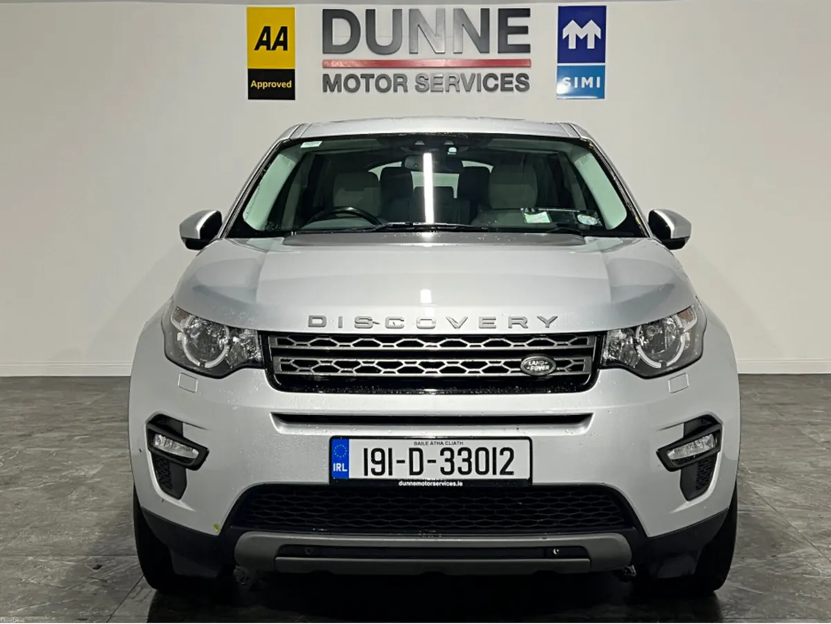 Land Rover Discovery Sport **SE**7 SEATS**AUTO**FU - Image 5