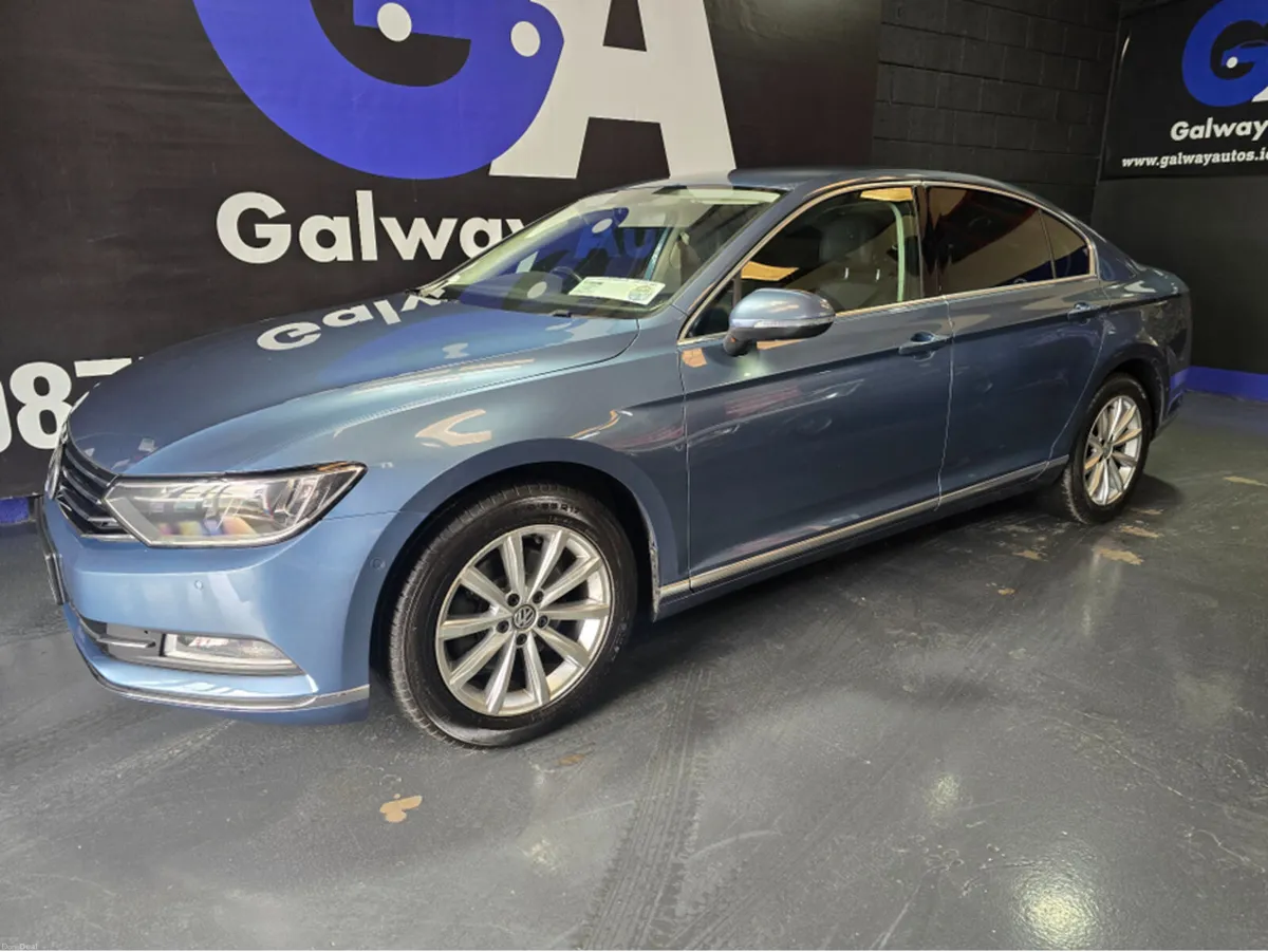 Volkswagen Passat HIGHLINE-FULLY SERVICED ND VALET - Image 4
