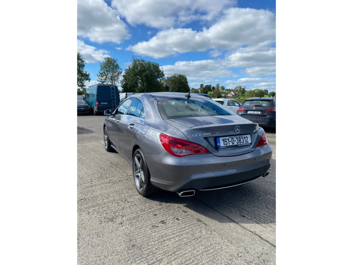 Mercedes-Benz CLA 180 URBAN AUTO 4DR - Image 4