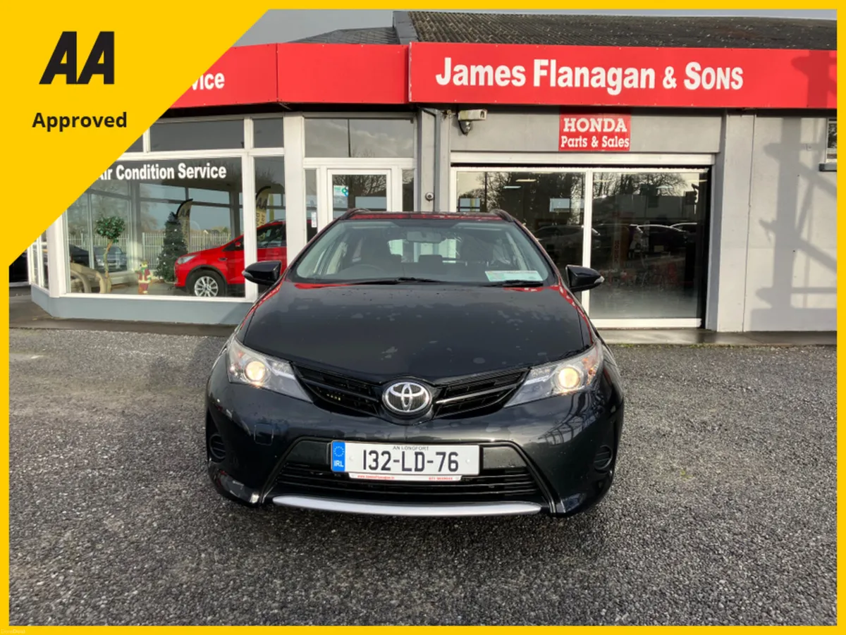 Toyota Auris 1.4 D-4D TERRA TS 4DR - Image 2