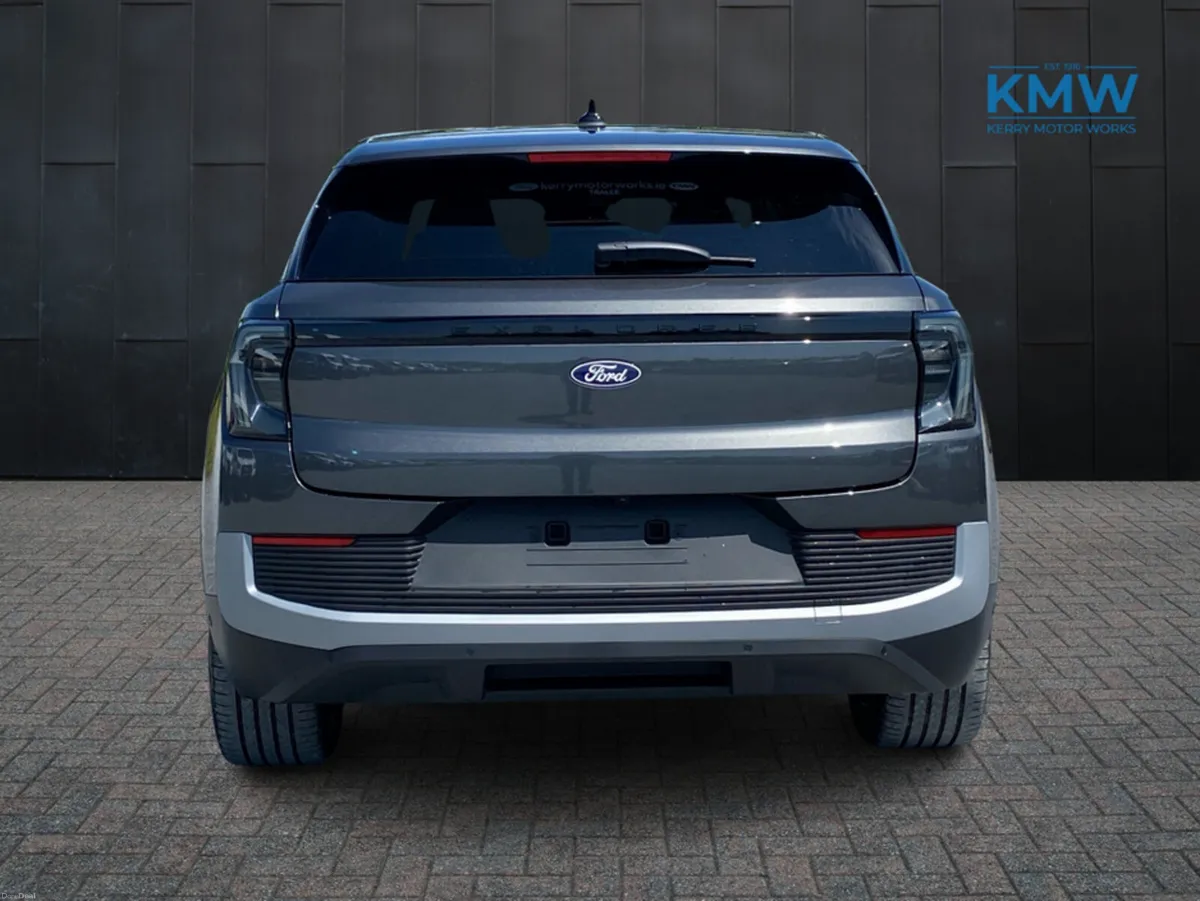 Ford Explorer Extended Range - Image 5