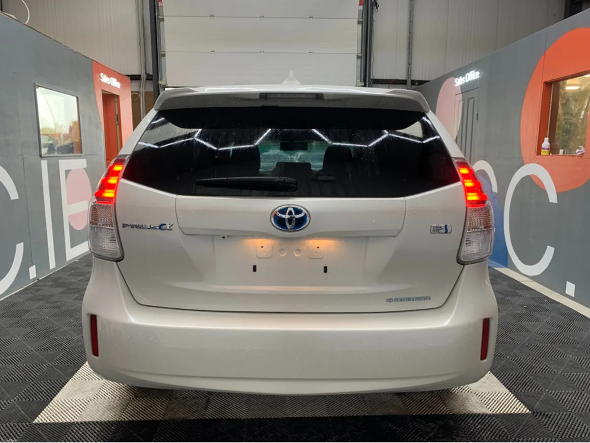Toyota Prius €16950 2016 PRIUS 7 SEATER / 58k KMs - Image 5
