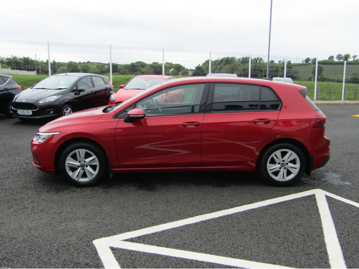 Volkswagen Golf 1.0 TSI MHEV 110HP 5DR AUTOMATIC - Image 6
