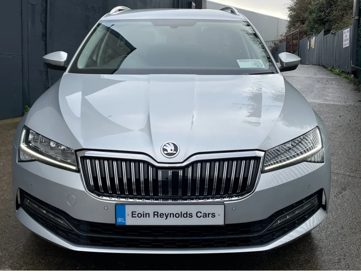 Skoda Superb 2.0 TDI 150HP DSG ESTATE AUTO - Image 3