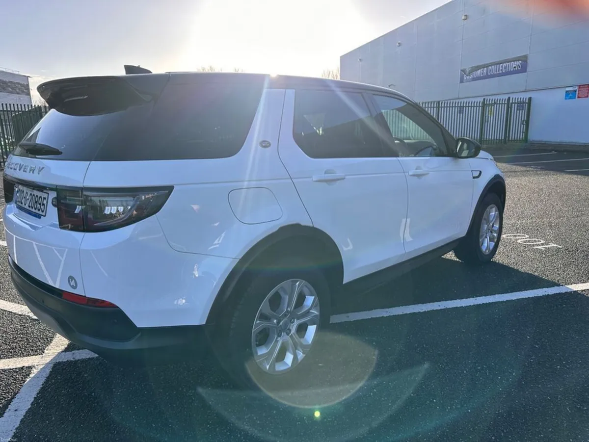 Land Rover Discovery Sport 2.0 D4E, LOW MILEAGE, N - Image 3