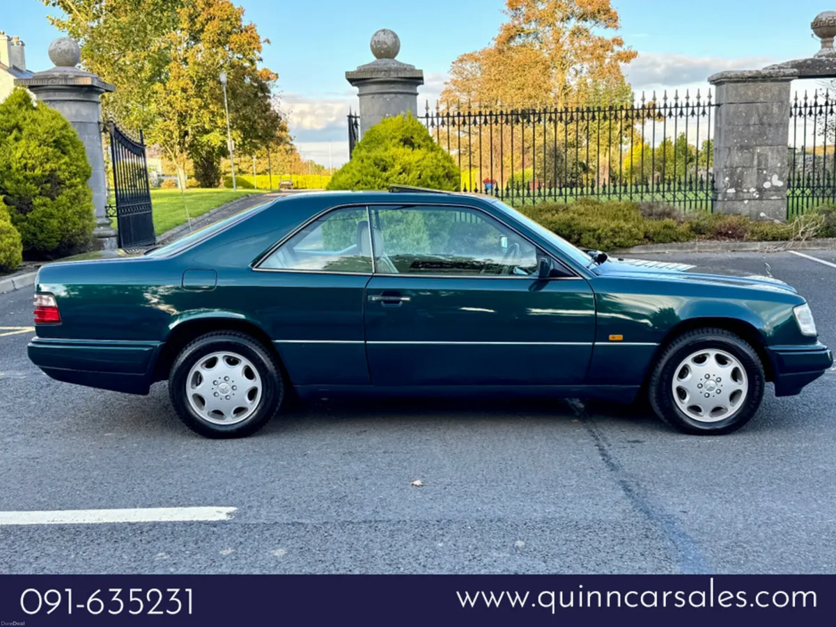 Mercedes-Benz E-Class E 320 COUPE AUTO - Image 2