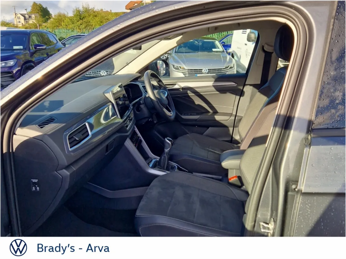 Volkswagen T-Roc STYLE 1.0 TSI 110BHP M6F - Image 4