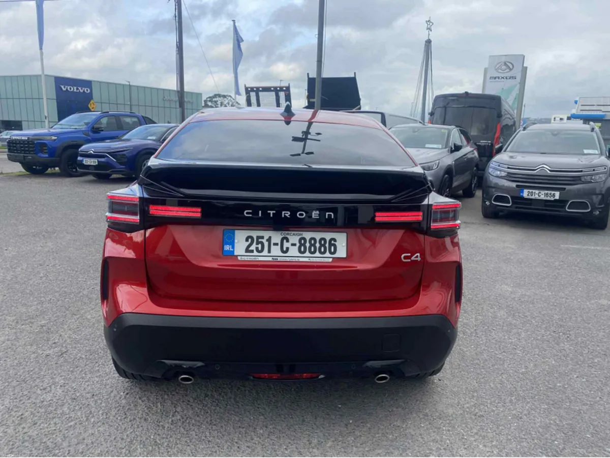 Citroen C4 MAX PURETECH 136 MHEV E-DCT - Image 3