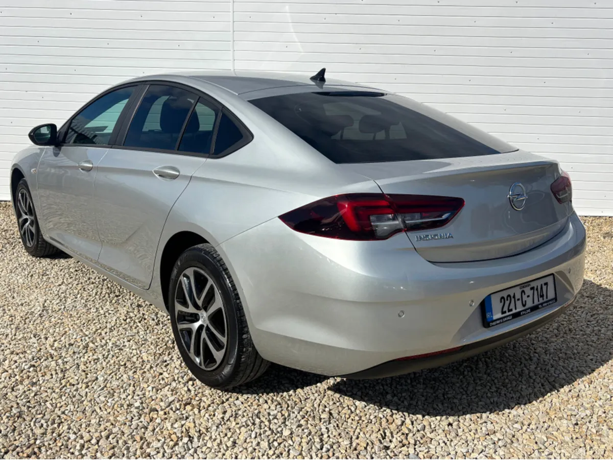 Opel Insignia GRAND SC-1.5 122P  SC-1.5 DIESEL - Image 2