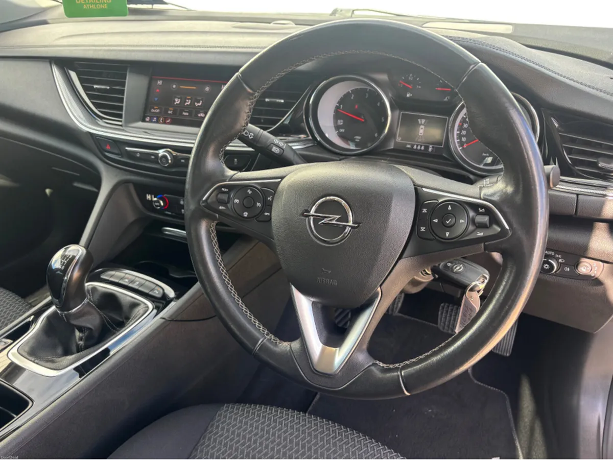 Opel Insignia GRAND SC-1.5 122P  SC-1.5 DIESEL - Image 4