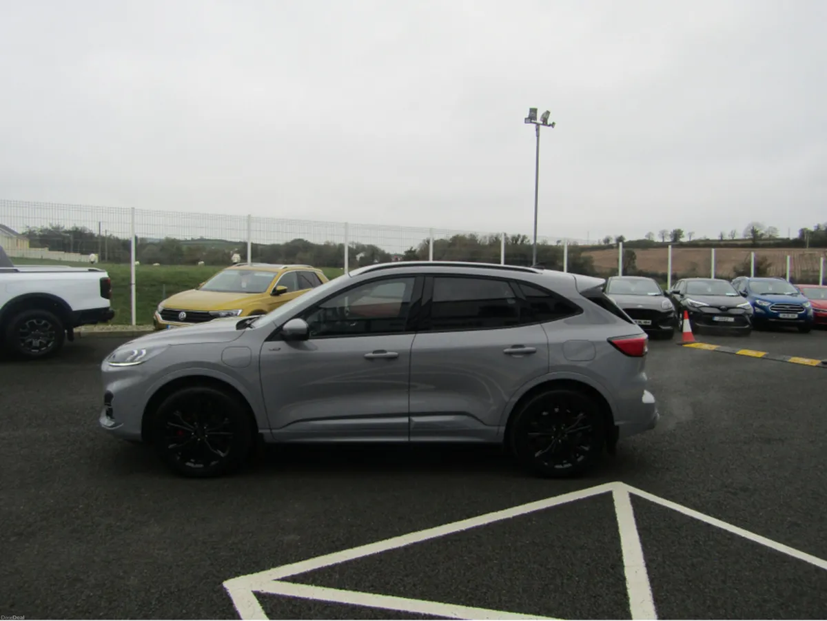 Ford Kuga ST-LINE X TECH SIP 5DR 2.5 HYBIRD - Image 6