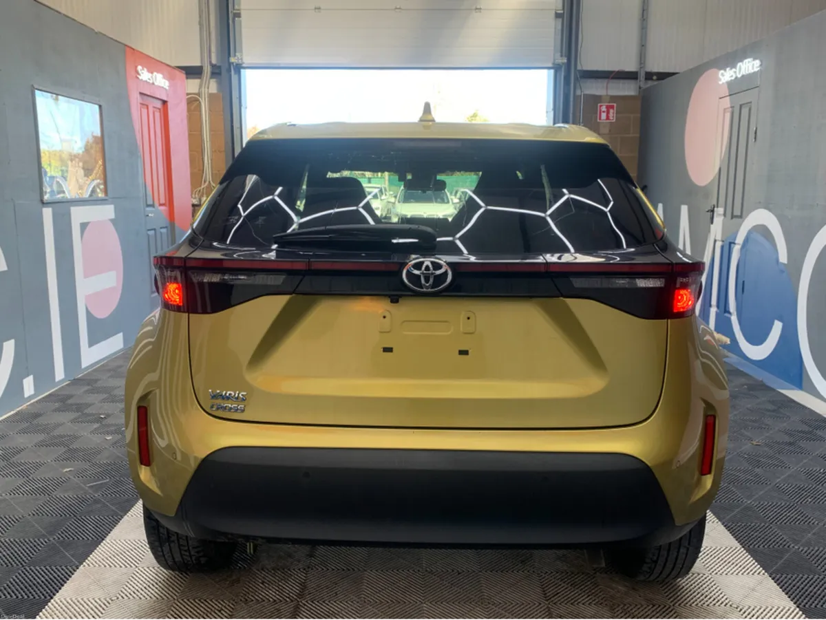 Toyota Yaris Cross €21950! 2021 TOYOTA YARIS CROSS - Image 5