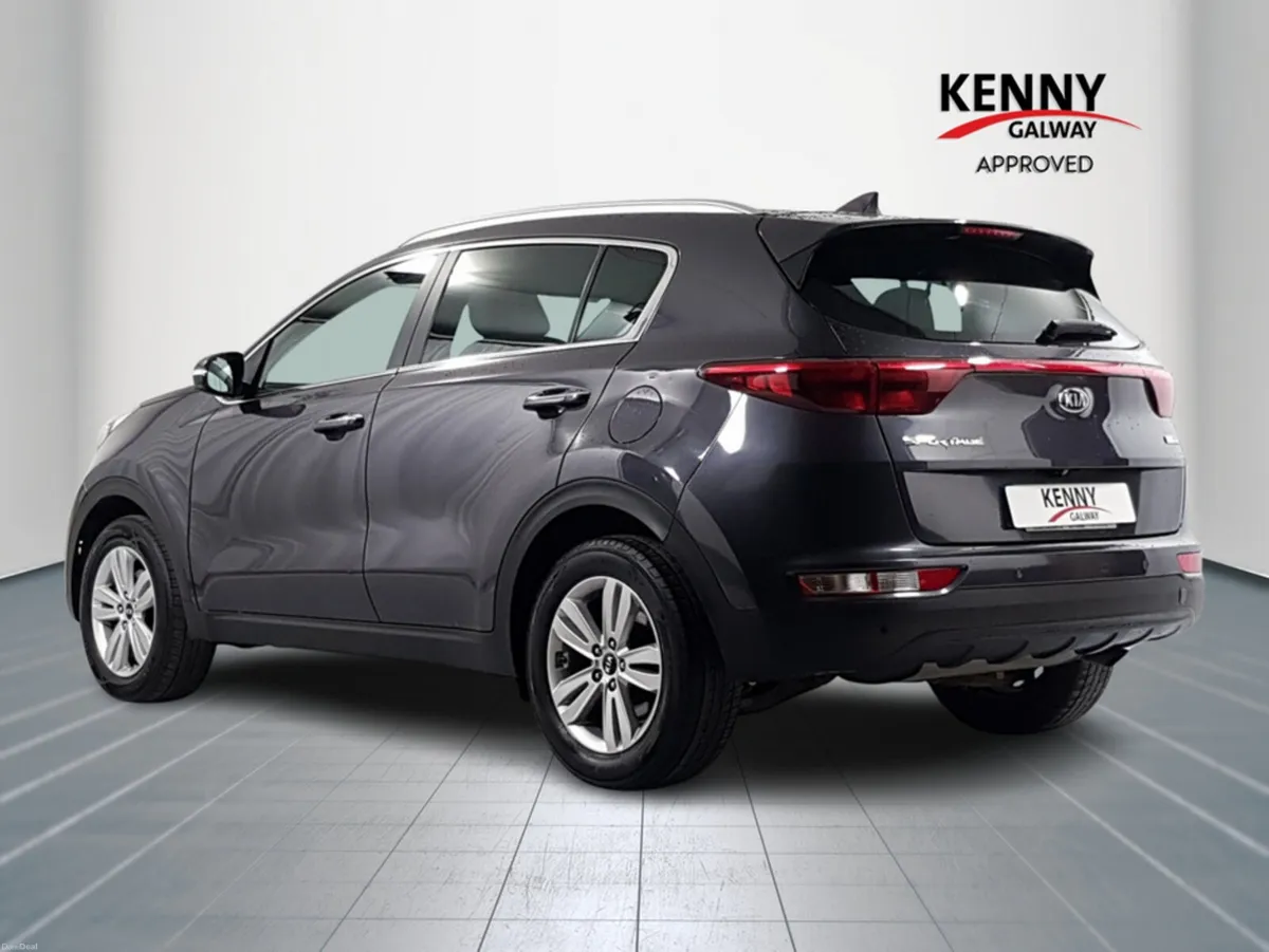 Kia Sportage 1.7 PLATINUM 5DR - Image 4