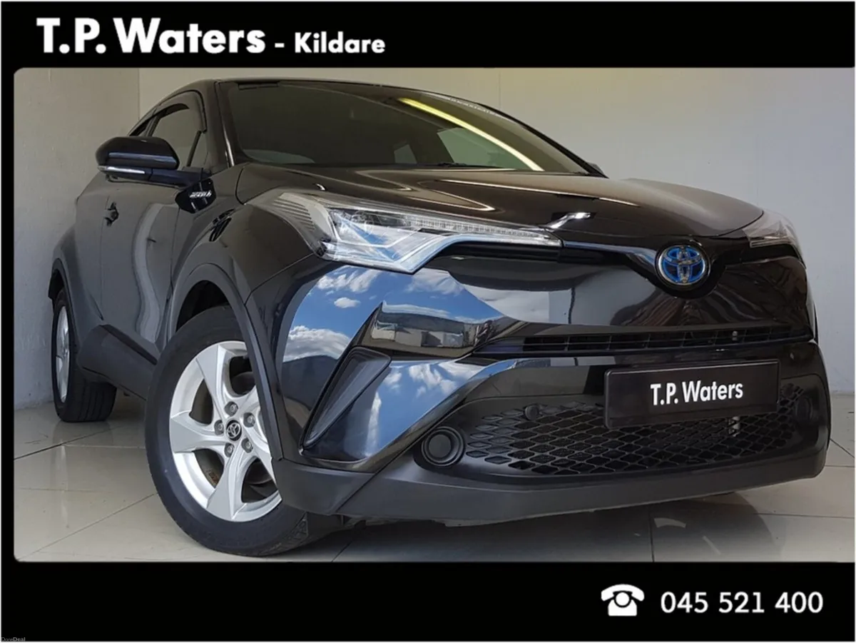 Toyota C-HR HYBRID - AUTOMATIC - REVERSING CAMERA - Image 4