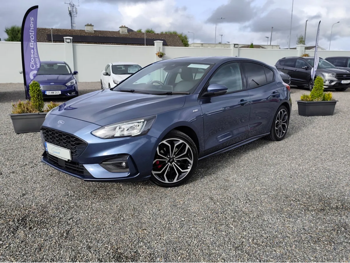 Ford Focus LOW MILES ST-LINE X - Image 5