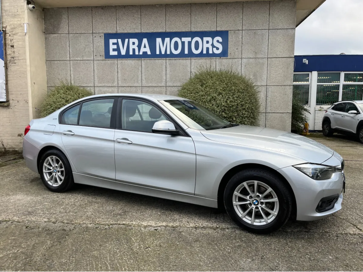 BMW 3-Series 330e SE AUTOMATIC PHEV 2.0 PETROL - Image 4