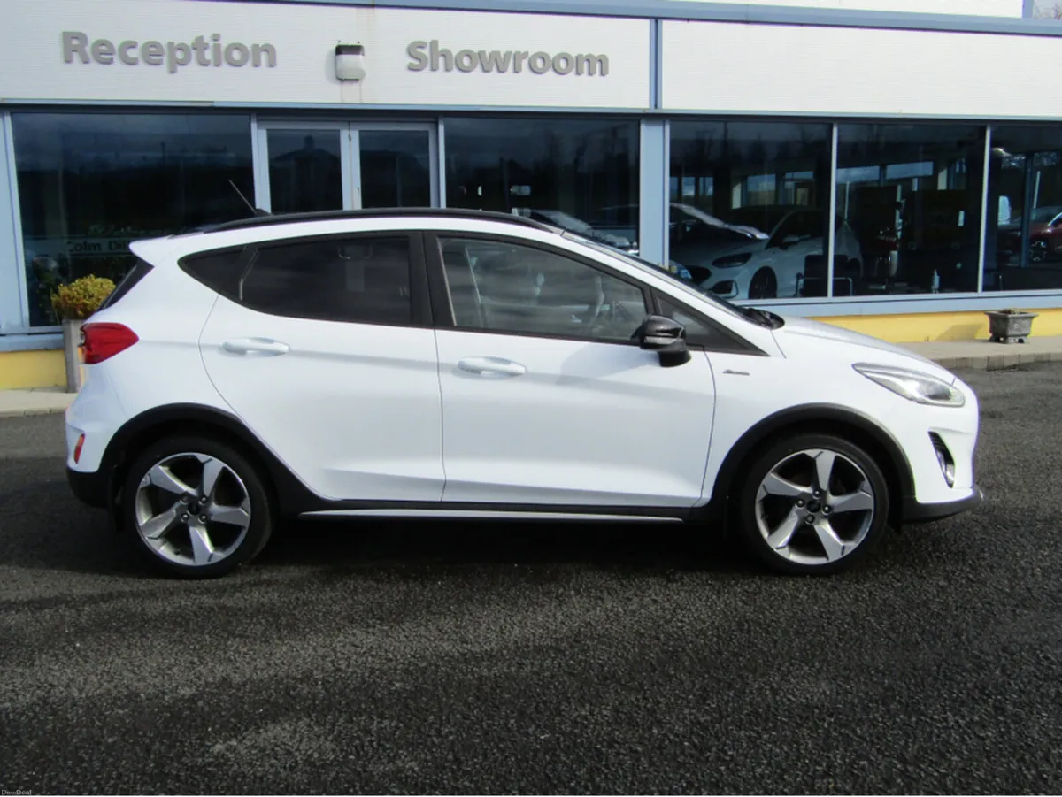 Ford Fiesta ACTIVE 5DR 1.0T 95PS 4DR - Image 3