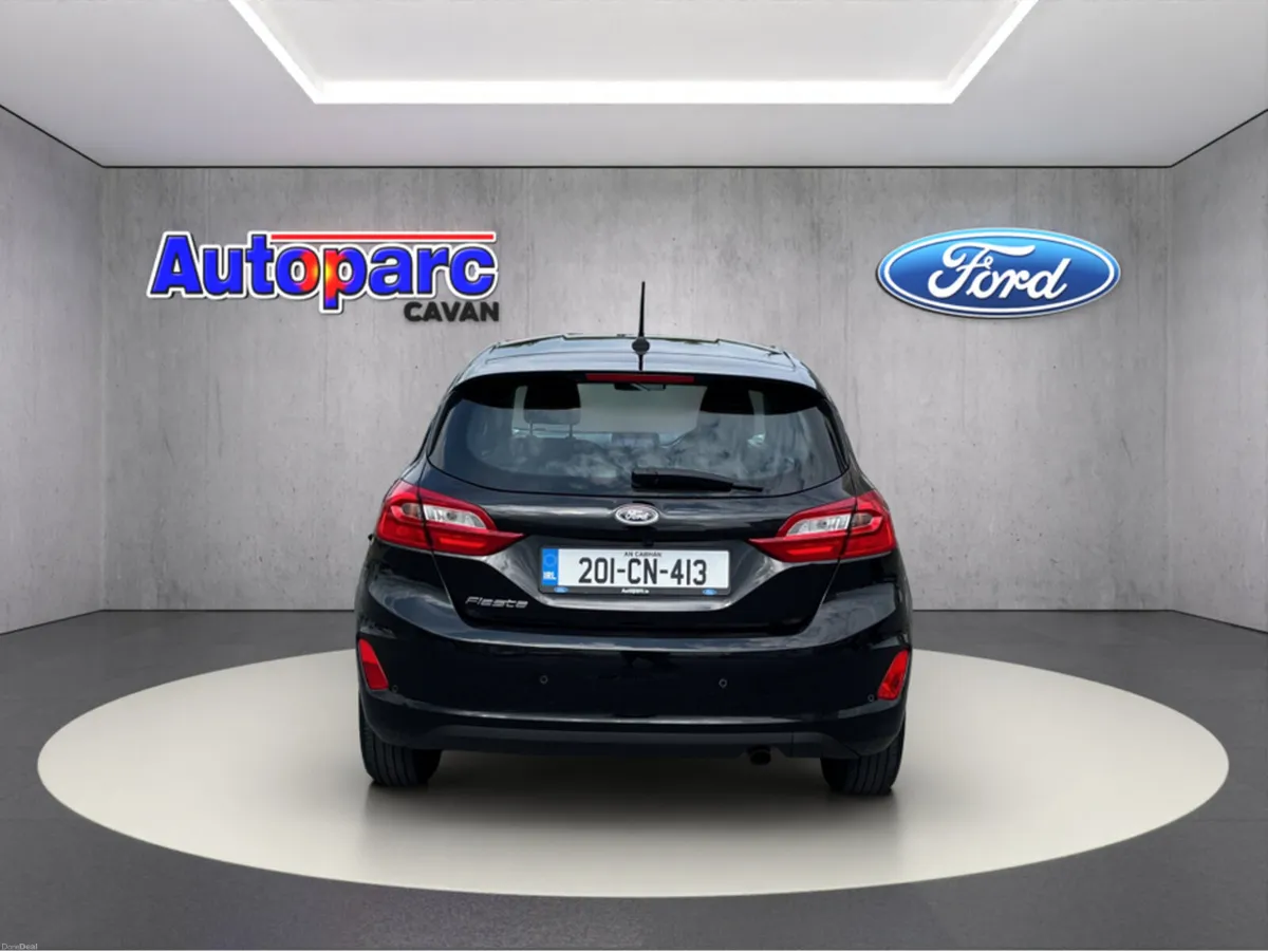 Ford Fiesta TITANIUM 5 DR 1.0 100PS M6 4DR - Image 4
