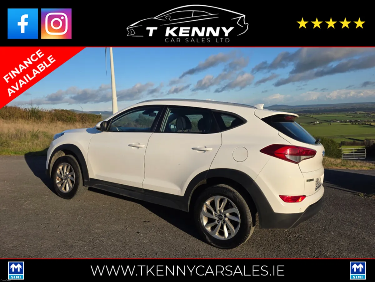 Hyundai Tucson 1.7 CRDI SE NAV REVERSING CAMERA5DR - Image 6