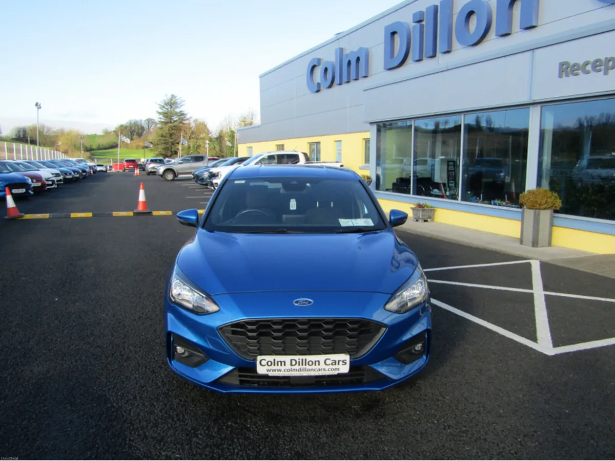 Ford Focus 1.5 TDCI ST-LINE 120PS 5 - Image 4