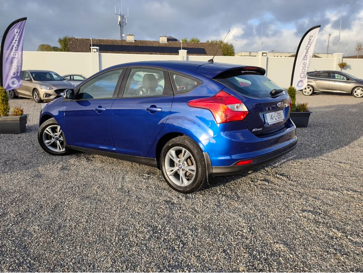 Ford Focus EDITION 1.6 95PS 2014MY 4DR - Image 4