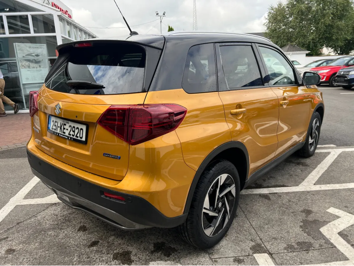 Suzuki Vitara 1.5 Hybrid ULTRA ALLGRIP Automatic - Image 3
