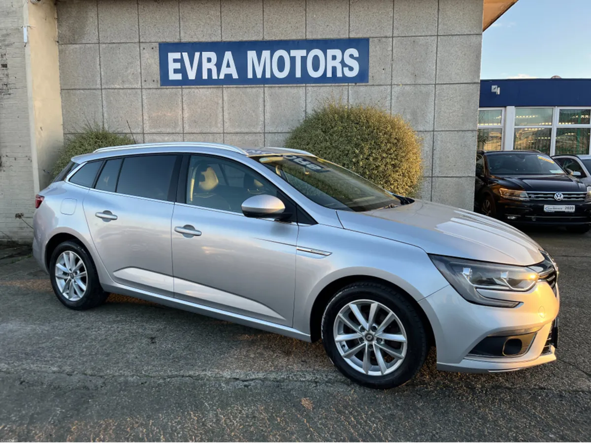 Renault Megane ESTATE SPORT TOURER DYNAMIQUE 1.5 D - Image 2
