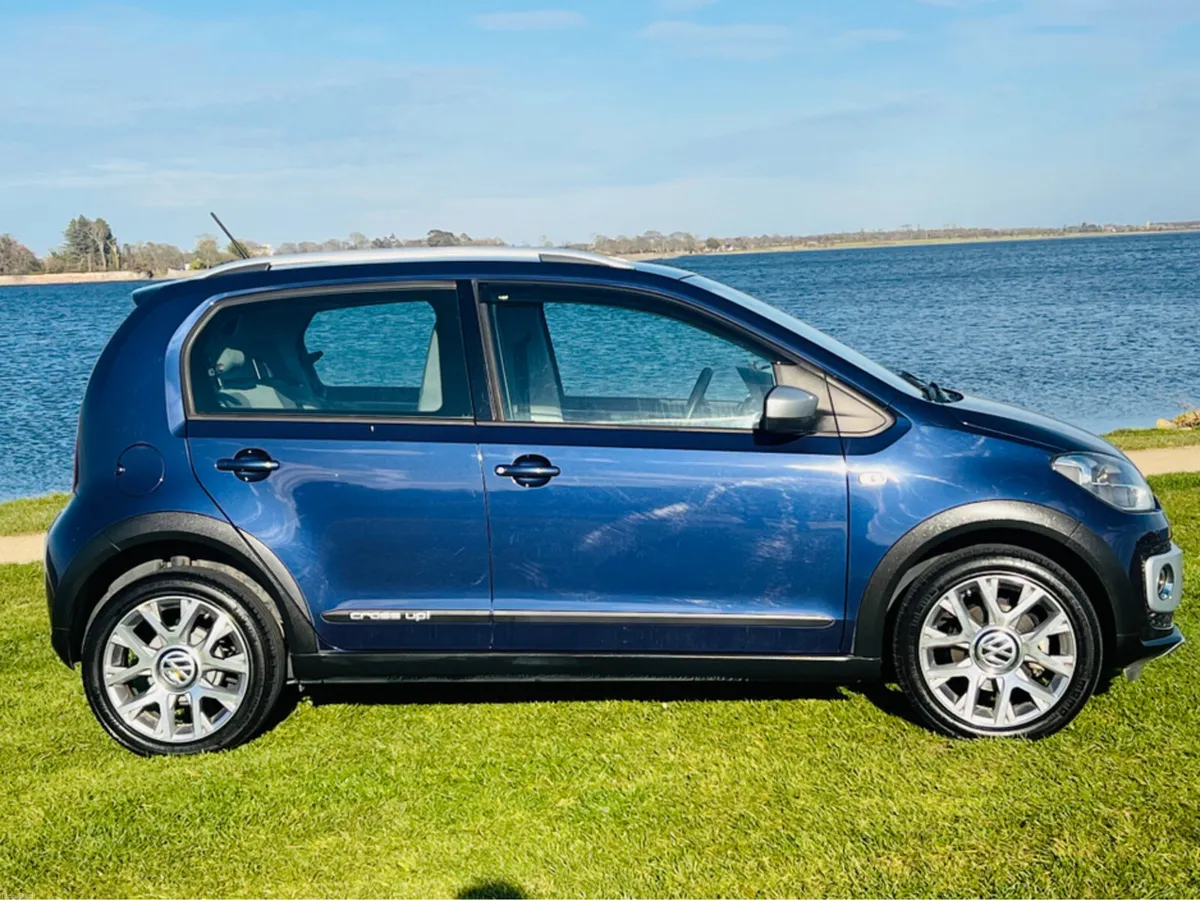 Volkswagen up! 1.0L AUTO - Image 4