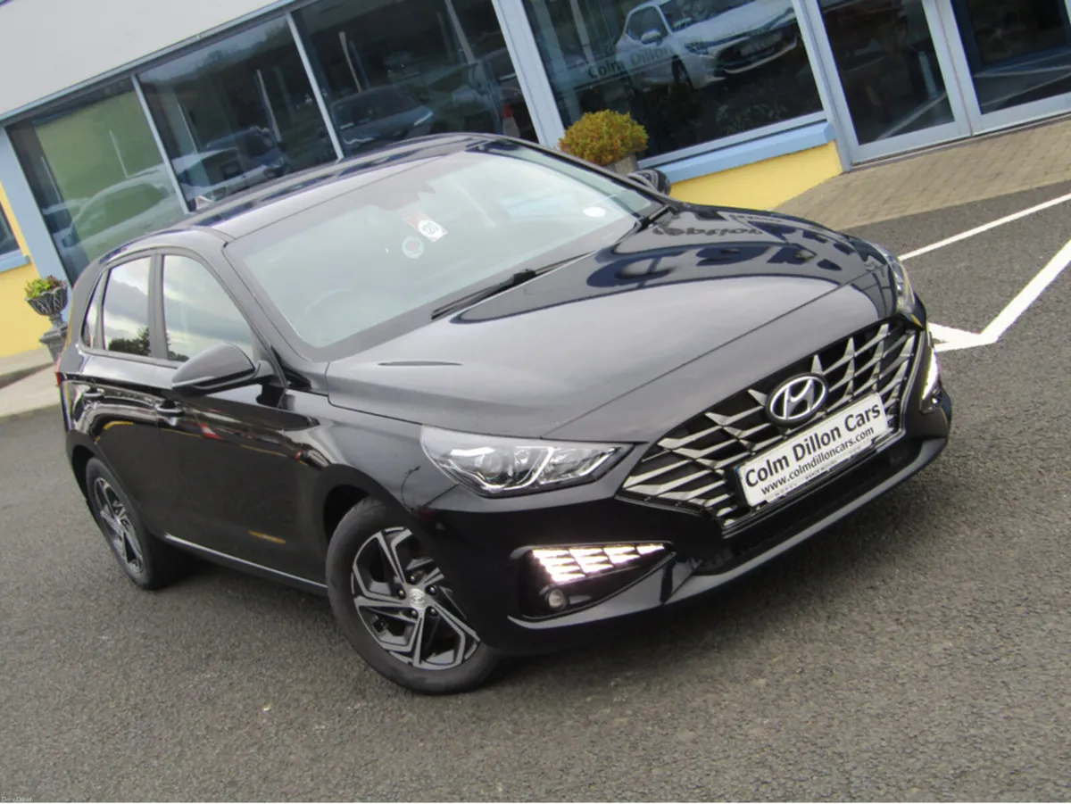 Hyundai i30 I 30 DELUXE 5DR - Image 2