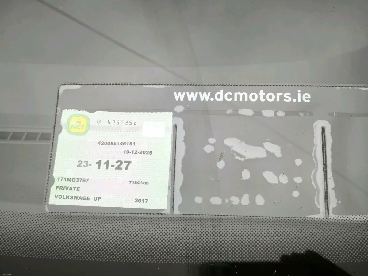 2017 VW Up 1.0 Automatic  **5dr Hatch  **40k miles - Image 2