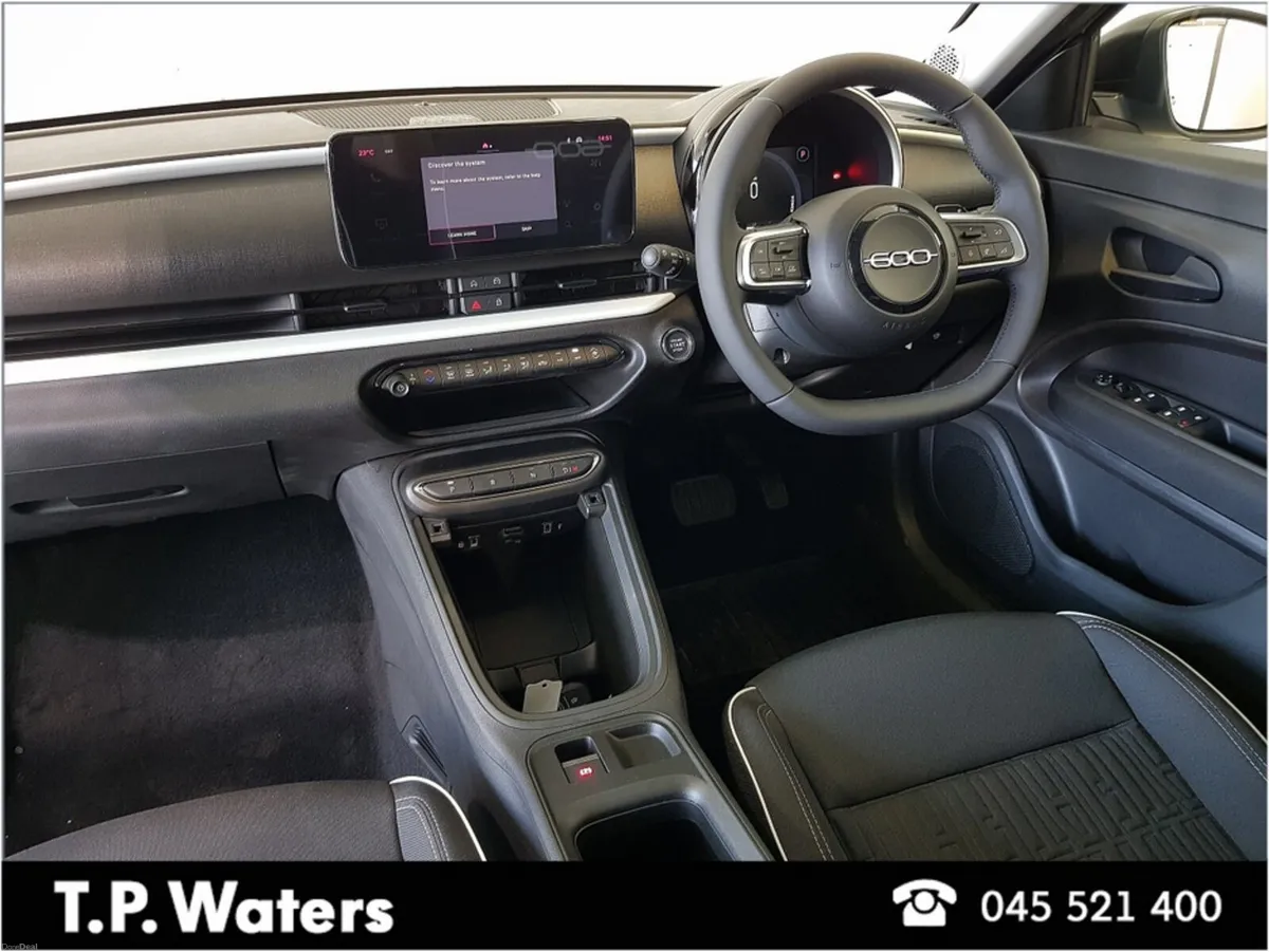 Fiat 600 1.2 HYBRID - AUTOMATIC - 3 YEAR WARRANTY - Image 2