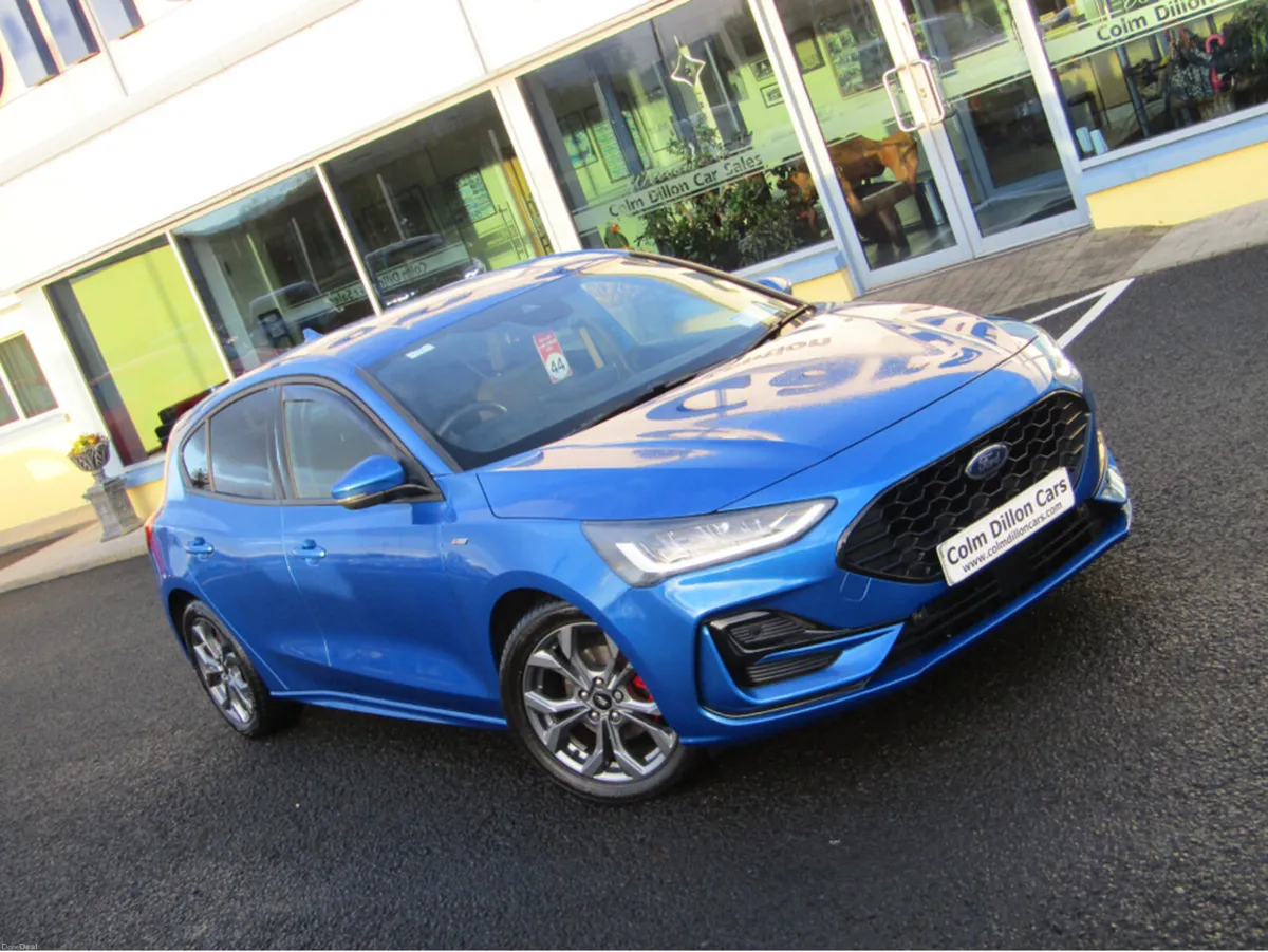 Ford Focus ST-LINE 1.0T 125 M6 FWD - Image 2