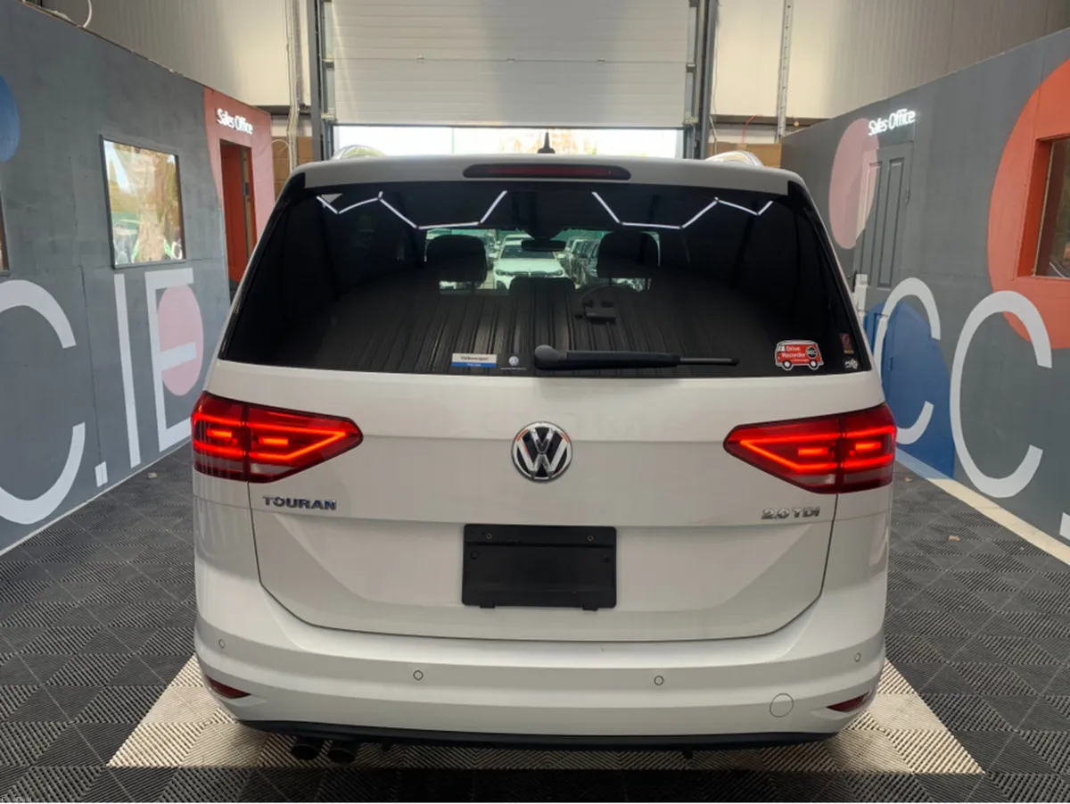 Volkswagen Touran €22950 2019 VW TOURAN AUTOMATIC - Image 5
