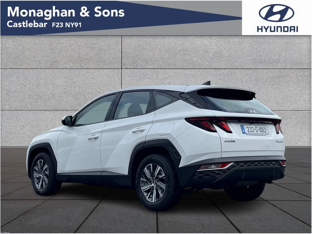 Hyundai Tucson COMFORT PLUS 1.6 DIESEL 5DR - Image 3