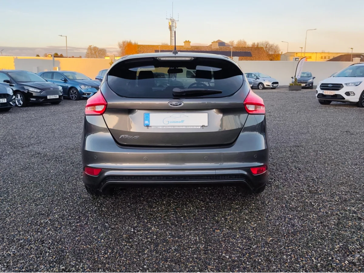 Ford Focus LOW MILES ST-LINE TDCI - Image 3