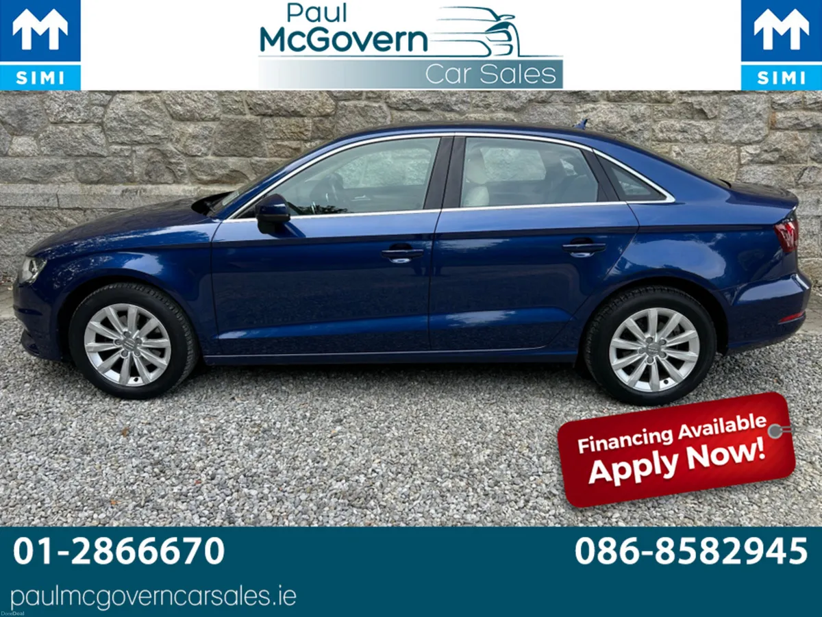 Audi A3 SAL 1.6 TDI 110 SE 4DR**//*€180 ROAD TAX** - Image 3
