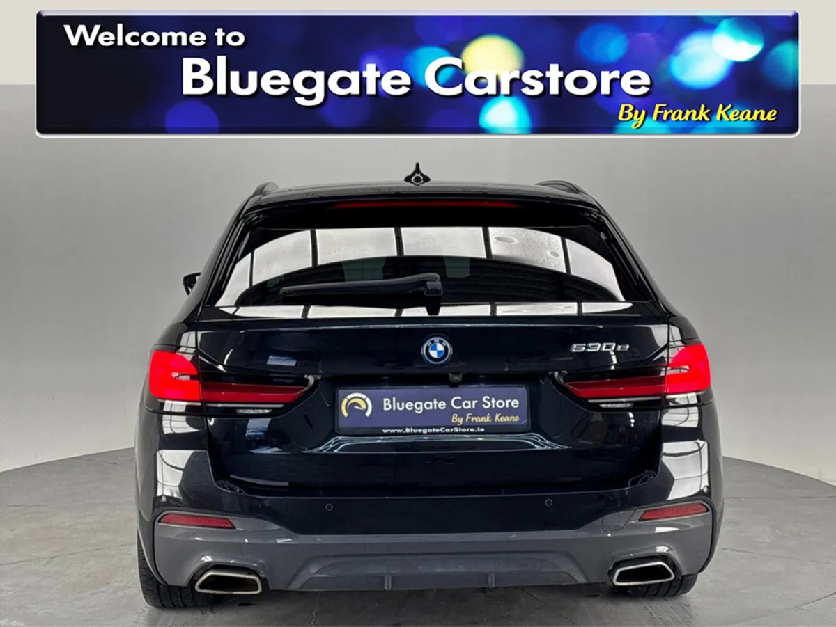 BMW 5-Series 530E M SPORT AUTO **REVERSE CAMERA**E - Image 4