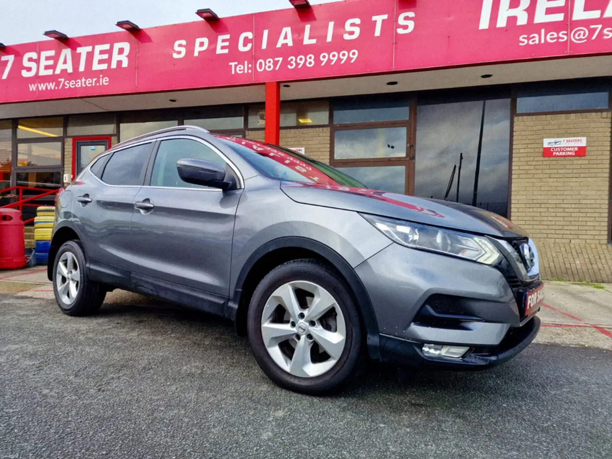 Nissan Qashqai 1.2 PETROL 115BHP  AUTOMATIC SV MOD - Image 4