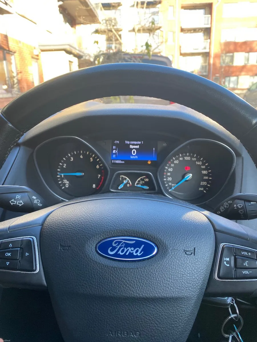 Ford Focus 2016 - Image 2