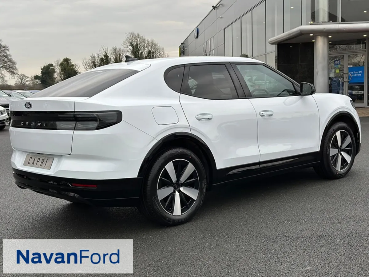 Ford Capri NEW ALL-ELECTRIC FORD CAPRI® Select **E - Image 4