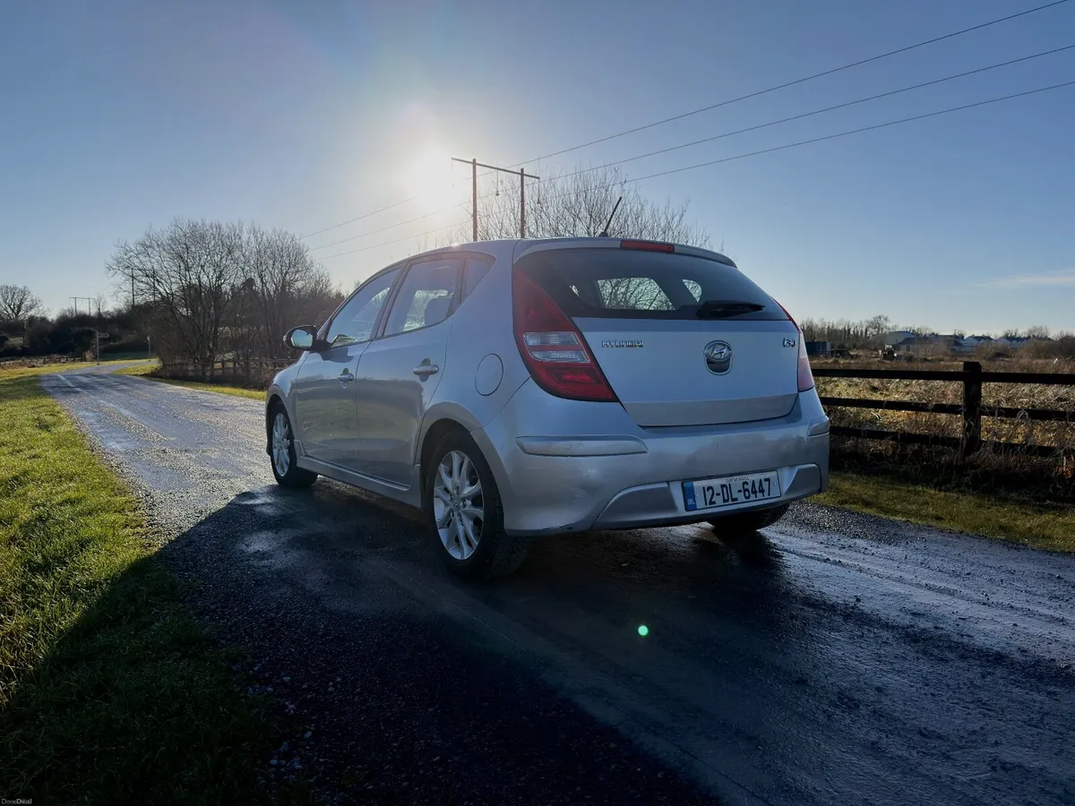 Hyundai i30 Comfort SE 1.6 Diesel – Very Clean – - Image 3