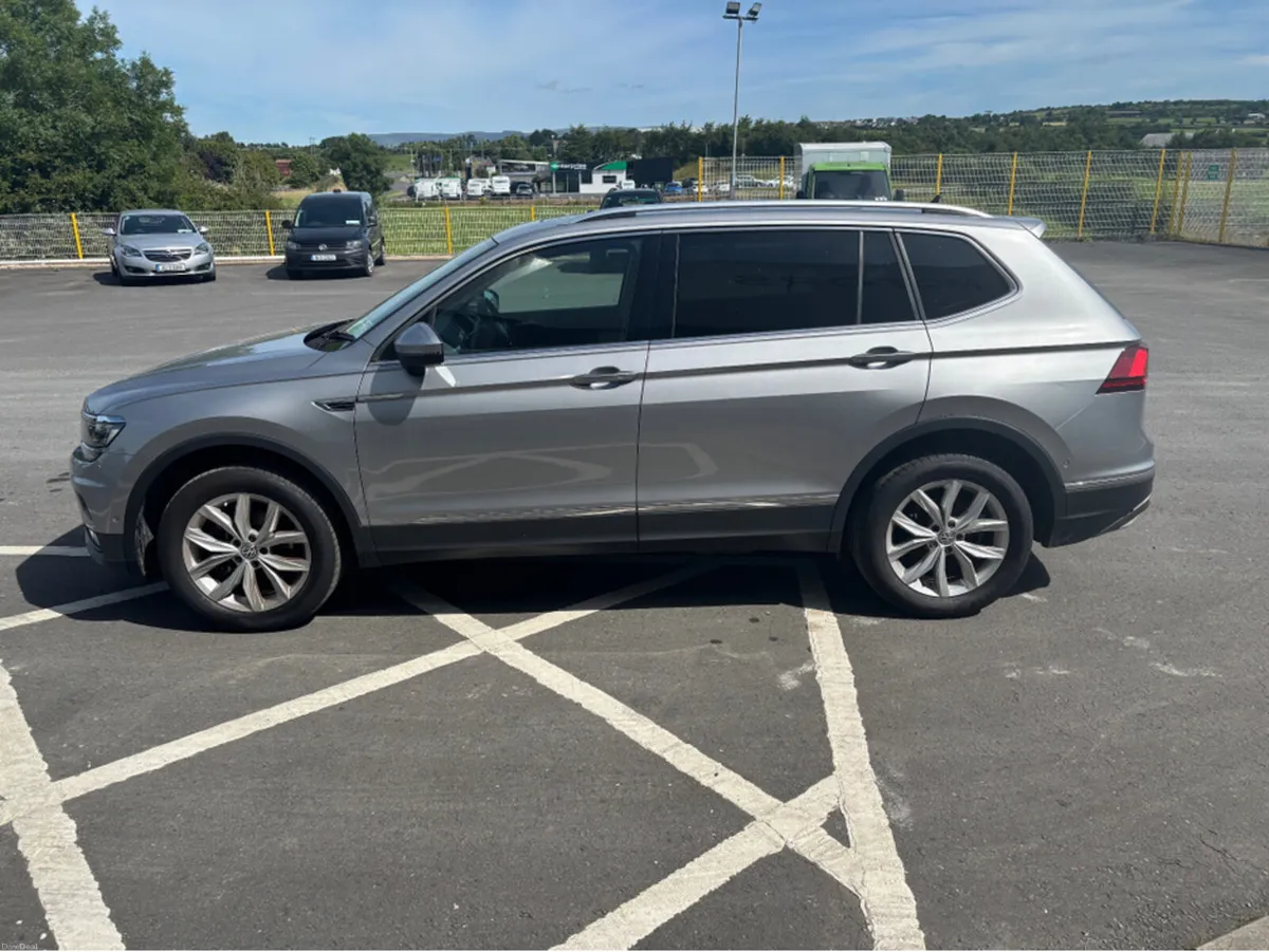 Volkswagen Tiguan A7 HIGHLINE 2.0 TDI MANUAL 6SPEE - Image 5