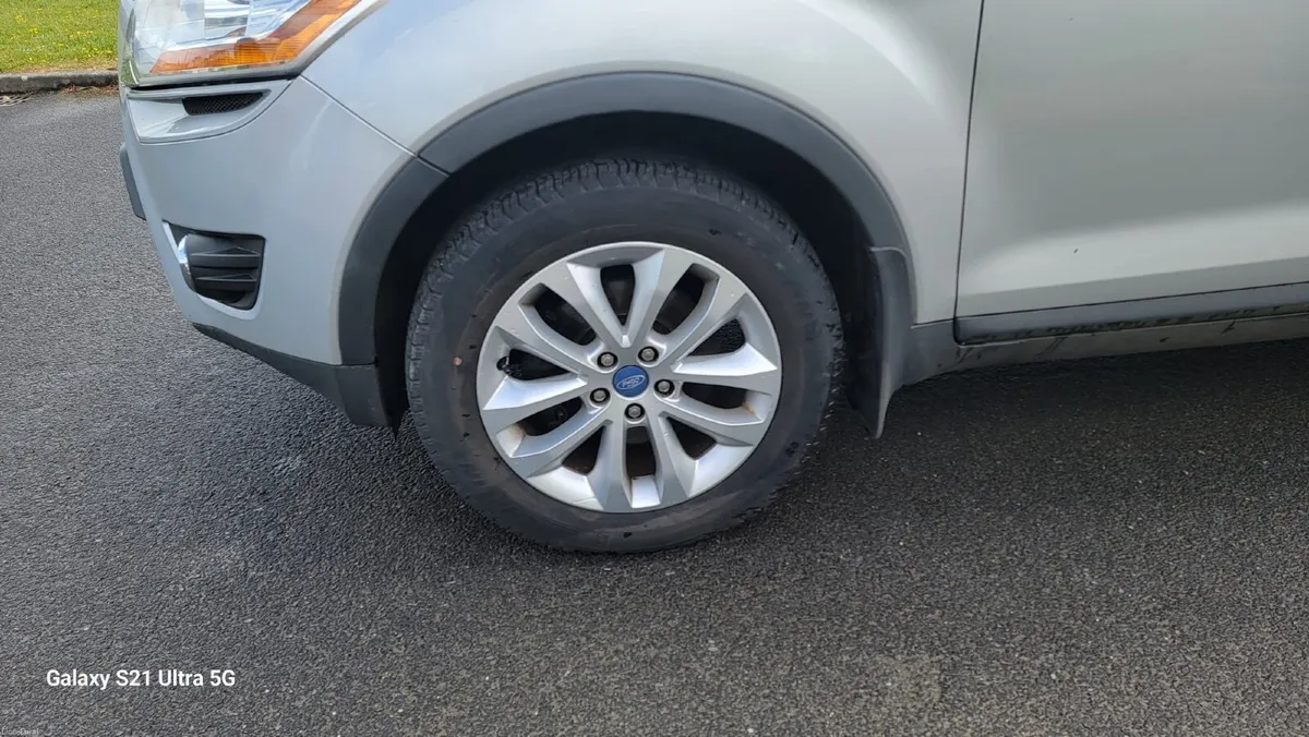 Ford Kuga 2010 - Image 2