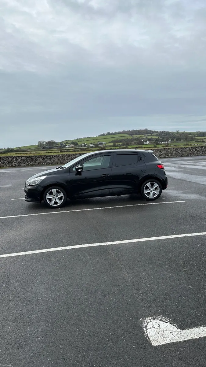 2016 1.2 petrol Clio only 174k kms - Image 4