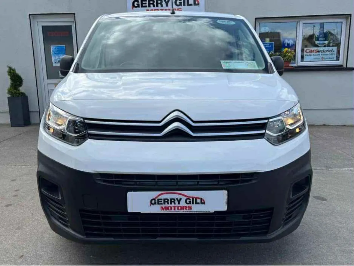Citroen Berlingo K9 LX 1.5 BLUEHDI 75 650KG M 3 - Image 2