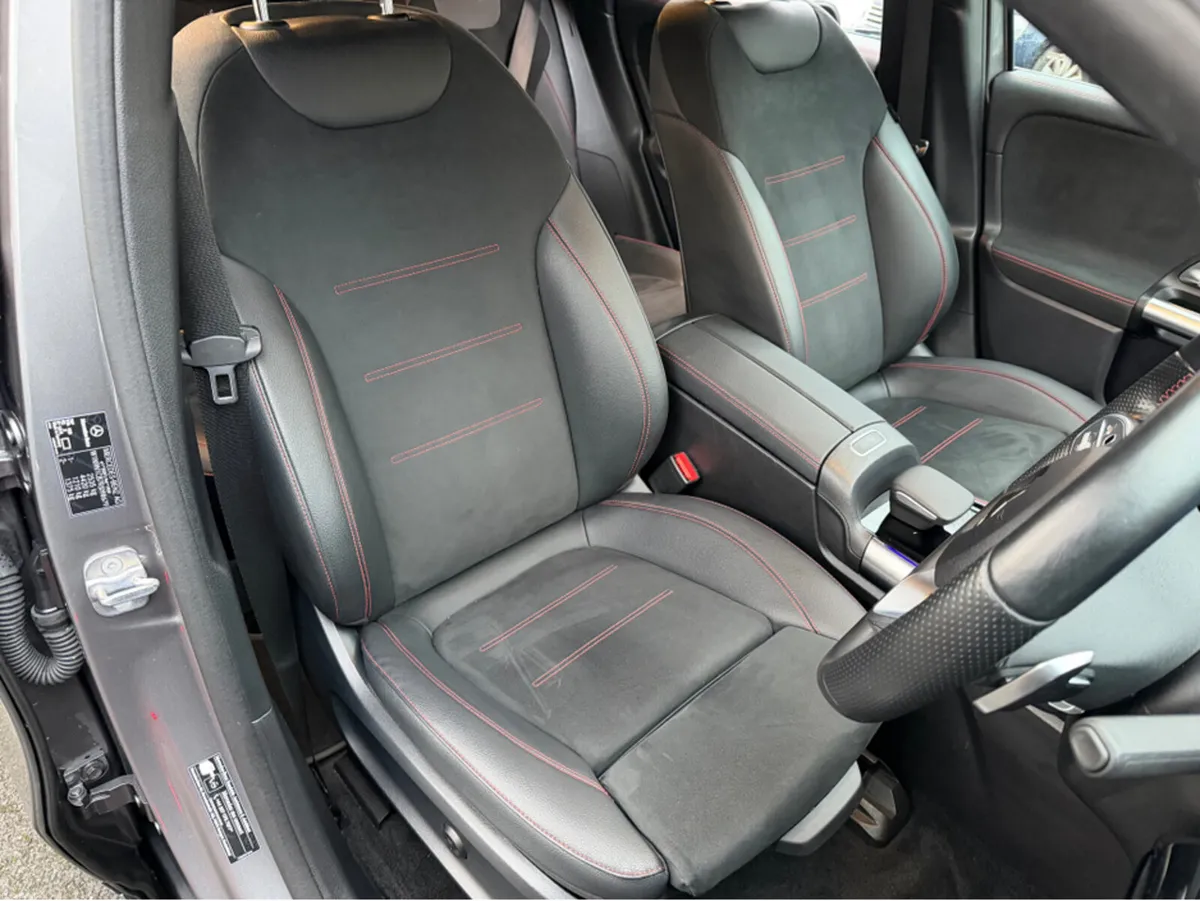 Mercedes-Benz EQA 350 AMG LNE PREMIUM 4MATIC 4WD// - Image 6