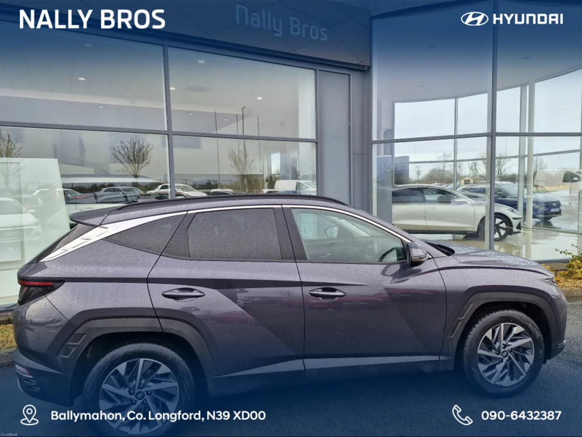 Hyundai Tucson IX35 EXECUTIVE PLUS DIESEL 5 5DR - Image 2