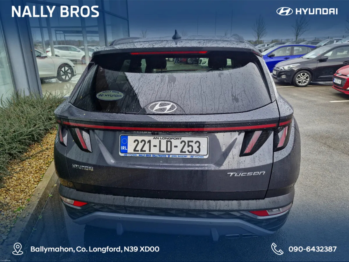 Hyundai Tucson IX35 EXECUTIVE PLUS DIESEL 5 5DR - Image 4