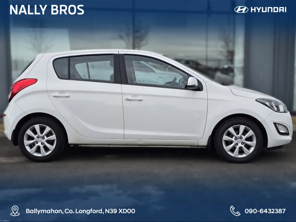 Hyundai i20 ACTIVE 74BHP 5DR - Image 3