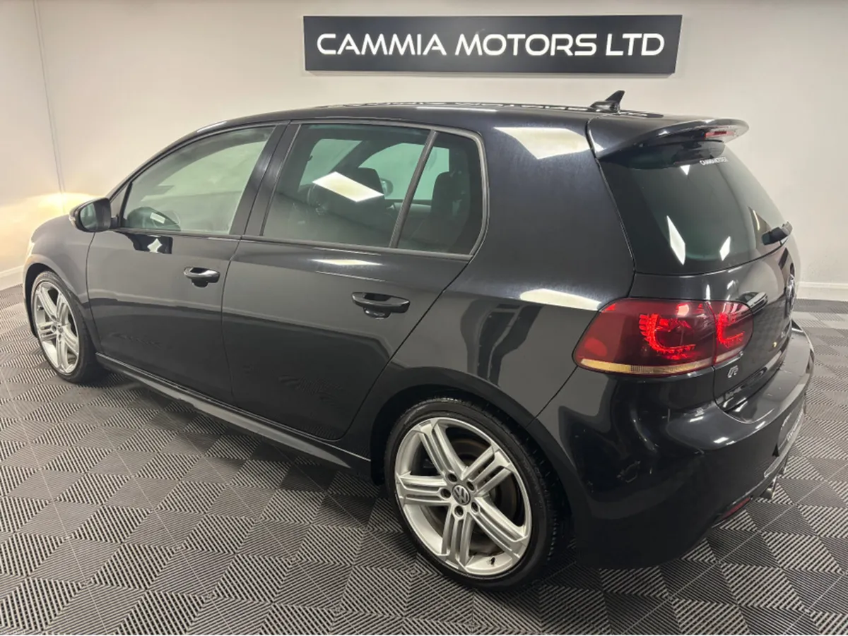 Volkswagen Golf *VOLKSWAGEN GOLF R* *AUTO LIGHTS* - Image 2